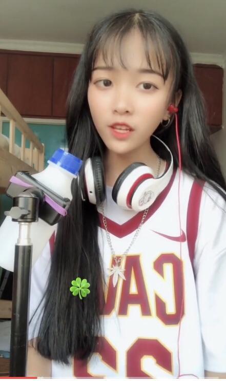 娱乐吃瓜酱小姐姐是谁啊,网络红人的魅力与影响力